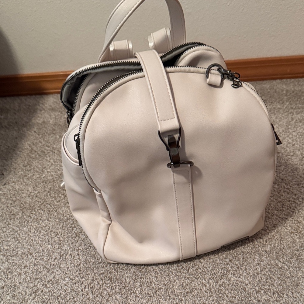 Namaste Chic Cream Women's crafting Backpack